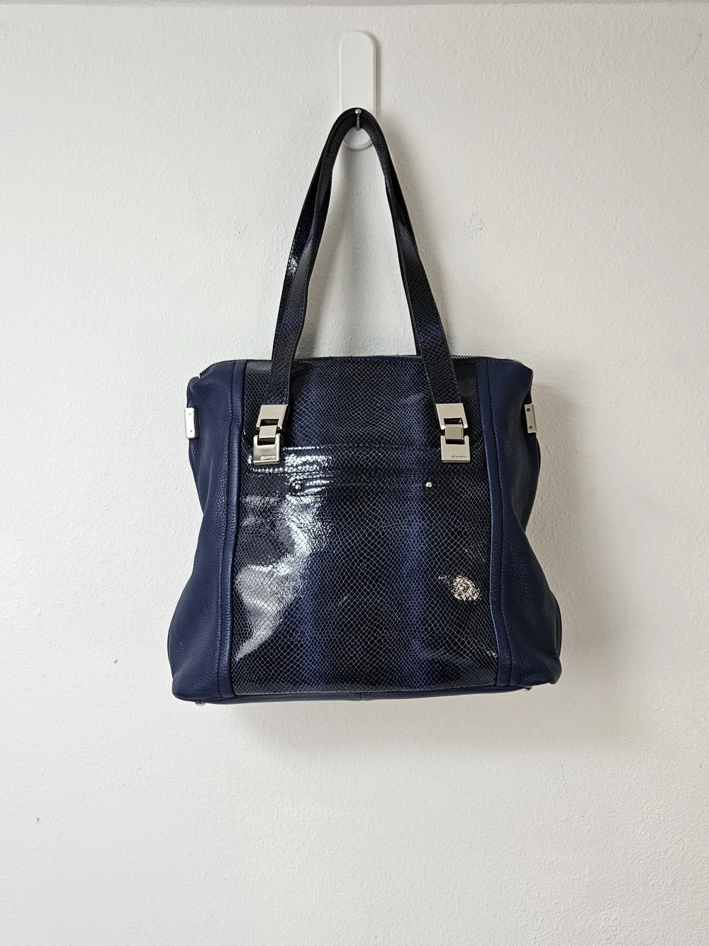 B MAKOWSKY Blue Pebble Leather and Snakeskin Embossed Leather Shoulder Bag